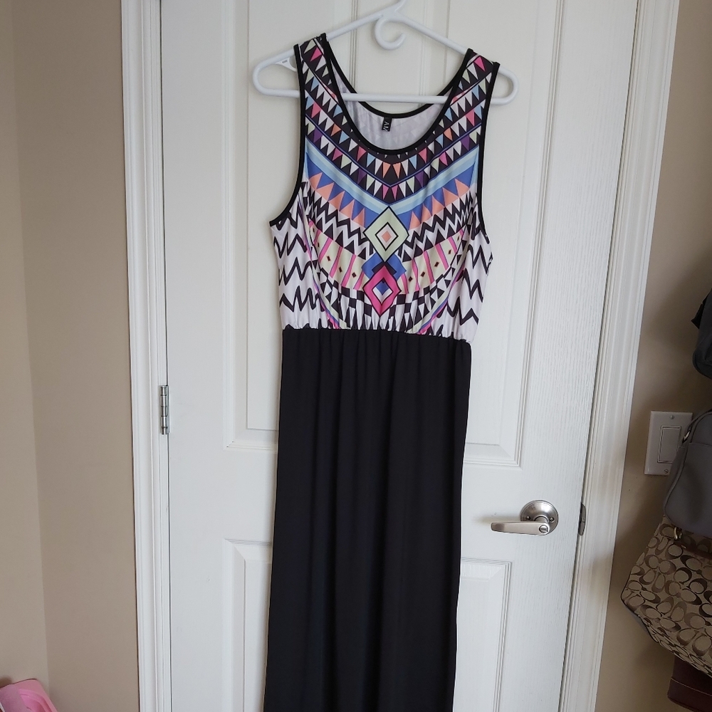 2/$15 Abstract Maxi Dress